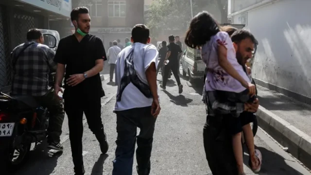 Heavy traffic in Tehran as residents attempt to leave the city, leading to gridlock.