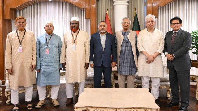 Chief Advisor Holds Meeting with Jamaat-e-Islami on Elections and Current Affairs