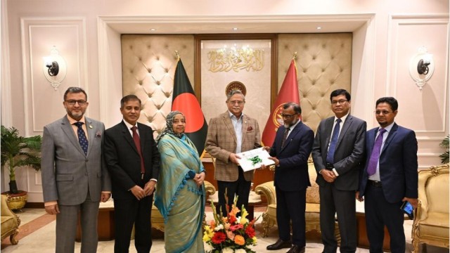 President Md. Shahabuddin Meets Judicial Service Pay Commission