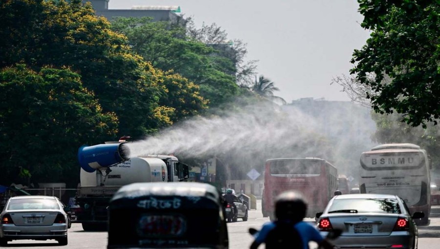 Heatwave Persists in 11 Regions, Dhaka Sees Temperature Rise