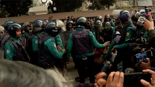 Police Disperse Mobile Phone Traders’ Protest Over NEIR