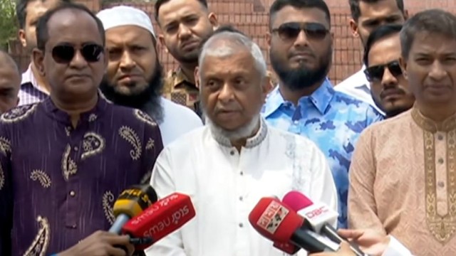 Government Ensures Worker Salaries Ahead of Eid, Launches New Education Allowance