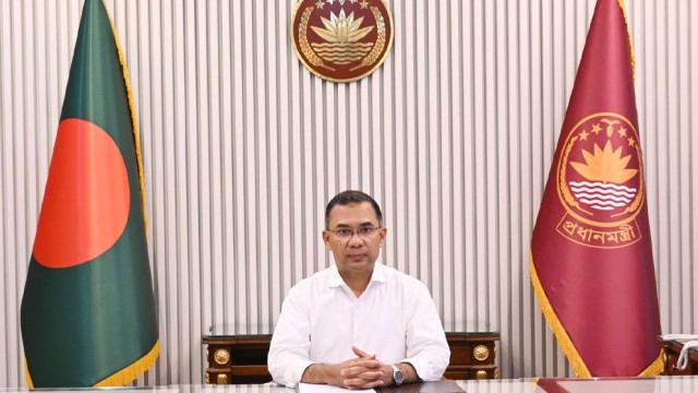 PM Inquires About Bangladeshis in Middle East, Orders Measures for Passengers and Disaster Preparedness