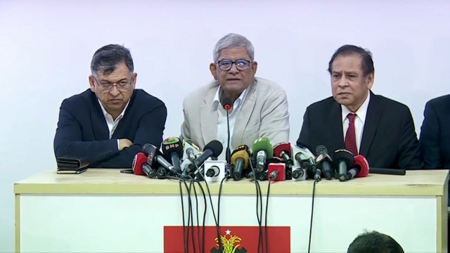 Doctors Making ‘All-Out Efforts’ to Save Khaleda Zia: Mirza Fakhrul