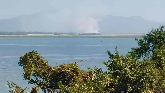 Explosions, Gunfire Across Myanmar Border Spark Panic in Teknaf