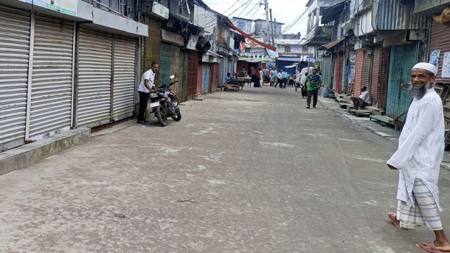 "Bagerhat residents stage a 48-hour strike demanding the restoration of four parliamentary seats, with businesses closed and roads blocked in protest."