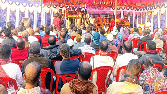 Kazi Khairuzzaman Shipon addresses the farmers' rally in Bagerhat, emphasizing the importance of farmers for the nation's survival.