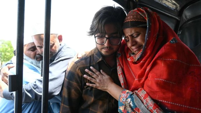 Pakistani citizens meet with their Indian relatives at the India-Pakistan Wagah border post on the outskirts of Amritsar on April 25, 2025. Photo: AFP