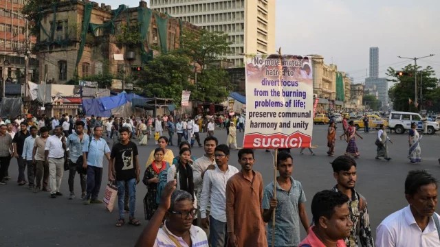 Anti-Muslim violence erupts in four Indian states after Kashmir attack