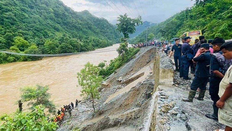 63 Missing as Landslide Sweeps Buses into River in Nepal's Chitwan District