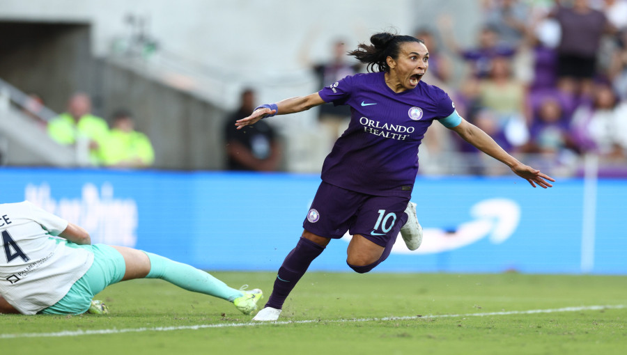 Orlando Pride Crowned NWSL Champions, Securing Historic Victory with Barbra Banda’s Heroics