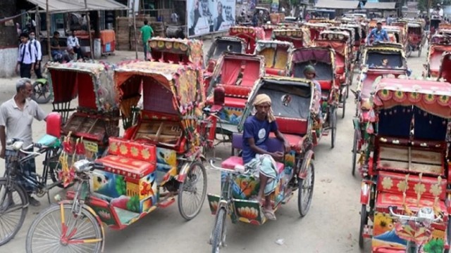 Traditional Pedal Rickshaws Disappearing Amid Rise of Battery-Powered Vehicles in Rajshahi