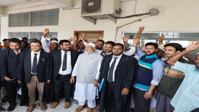 Pabna Court Grants Bail to Jamaat Candidate, 32 Others in BNP–Jamaat Clash Case