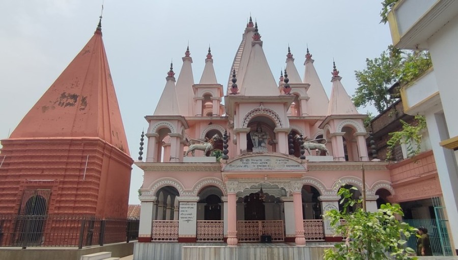 The ancient Handial Jagannath Temple in Chatmohar upazila, Pabna, adorned with intricate terracotta sculptures, stands as a testament to Bangladesh's rich archaeological heritage. Photo: Voice7 News
