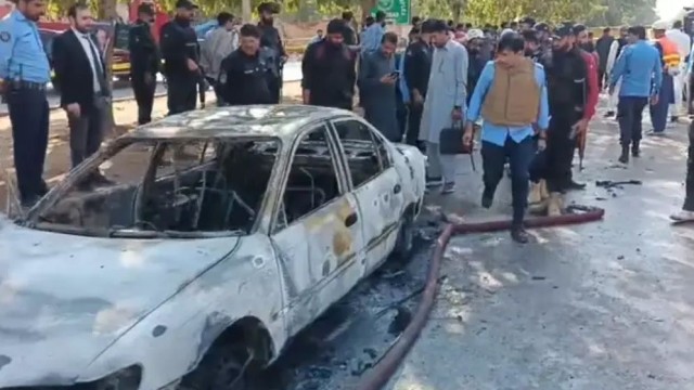 12 Killed in Suicide Blast Outside Islamabad District Court