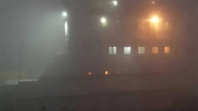 Ferry Services on Paturia–Daulatdia Route Suspended Due to Dense Fog