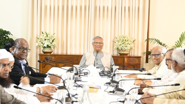 Chief Adviser Professor Muhammad Yunus shares a light moment with political leaders during a cordial meeting at the state guest house Jamuna in Dhaka. Photo: Chief Adviser Media Cell