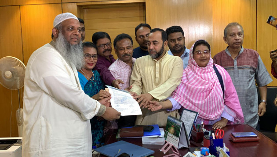 Memorandum Submitted for Resumption of Uttara Express on Rajshahi-Parbatipur Route