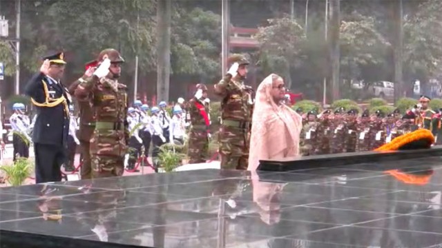 PM honours fallen soldiers at Shikha Anirban