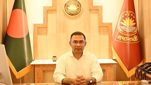 PM Tarique Rahman Continues Weekend Work at Tejgaon Office