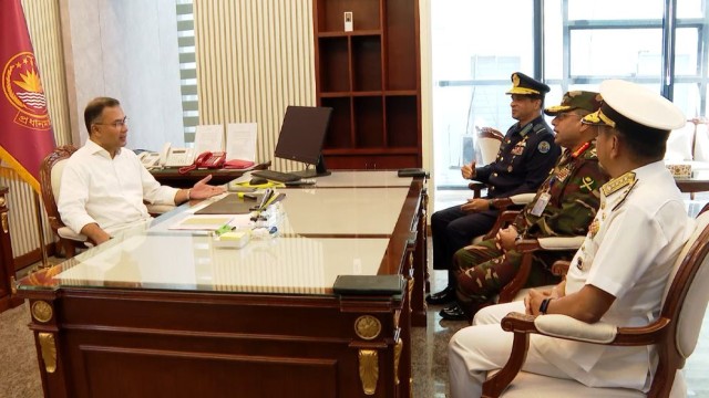 Tarique Rahman Holds Key Security and Policy Meetings on Second Day in Office