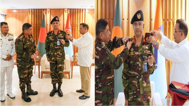 PM awards rank badges to 2 promoted army officers