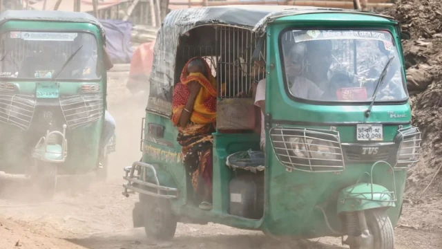 File image of pollution in Dhaka.