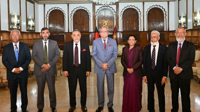 Election Commission Meets President Ahead of Parliamentary Election Schedule Announcement