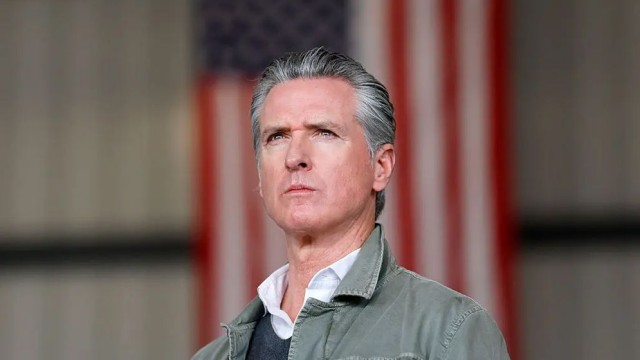 US Media Faces Warning Over Iran War Coverage Amid Criticism