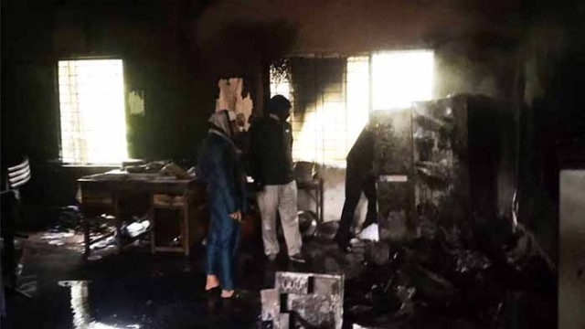 Four voting places set on fire in Rajshahi