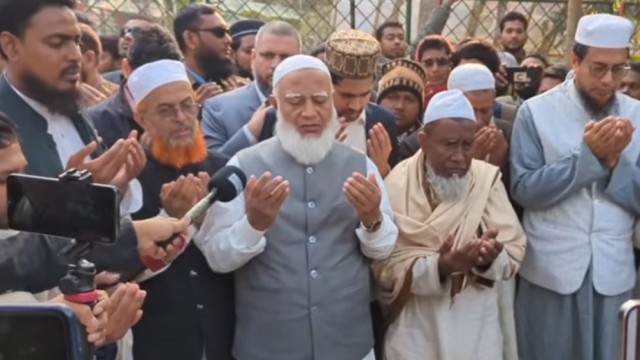 Jamaat-e-Islami Amir Visits Grave of Abu Sayeed in Rangpur