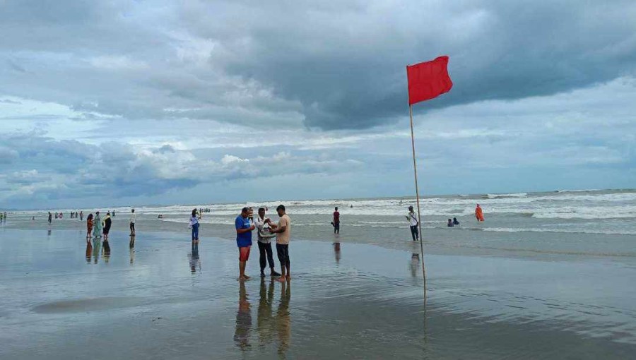 Cyclone 'Remal': No-6 Danger Signal in Cox's Bazar