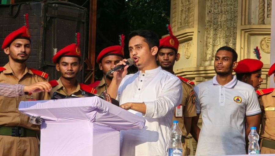 Coordinator Sarjis Alam addresses the crowd at a student-citizen rally in Tangail, criticizing Hasina's leadership and urging students to take up future political roles.