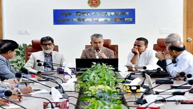 Govt Committed to Infrastructure Growth and Waste Prevention: Road Minister