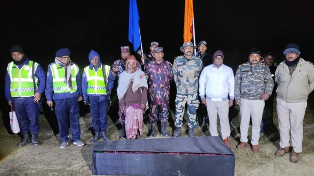 BSF Hands Over Body of Bangladeshi National Killed in Custody at Chapainawabganj Border