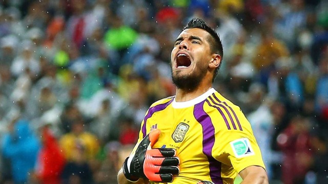 Argentina Goalkeeper Sergio Romero Retires at 39, Eyes Coaching Career