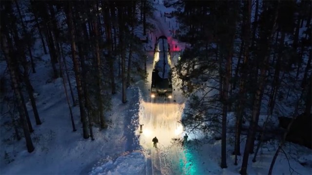 Russia Conducts Nuclear-Capable 'Yars' Missile Drills Amid Middle East Tensions