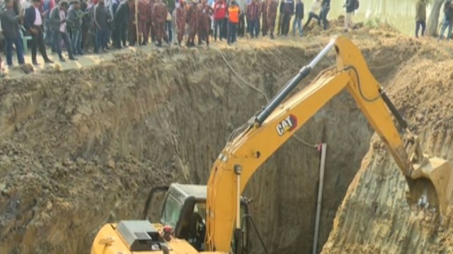 Rescue Operation Continues for Two-Year-Old Sajid Trapped in 50-Foot Tube Well in Rajshahi