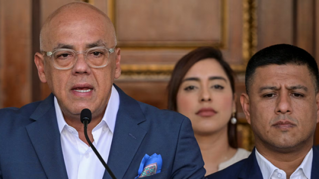 Jorge Rodriguez Vows All Political Prisoners Will Be Free by Feb 13