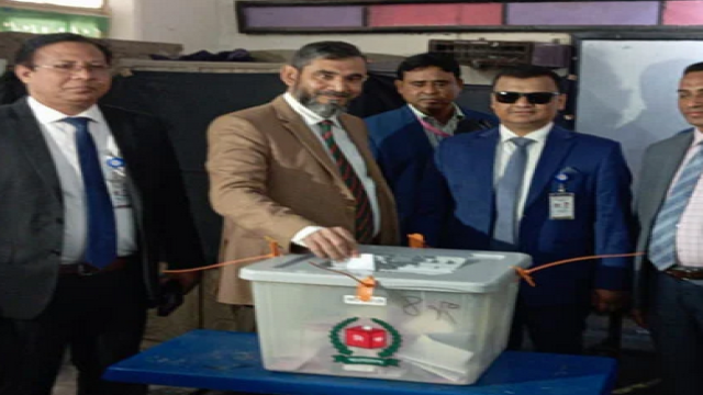 Election Commissioner Sanaullah Reports Peaceful Voting Nationwide