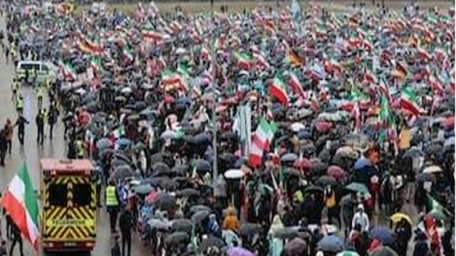 Exiled Shah’s Son Pahlavi Vows Democratic Transition at Munich Rally