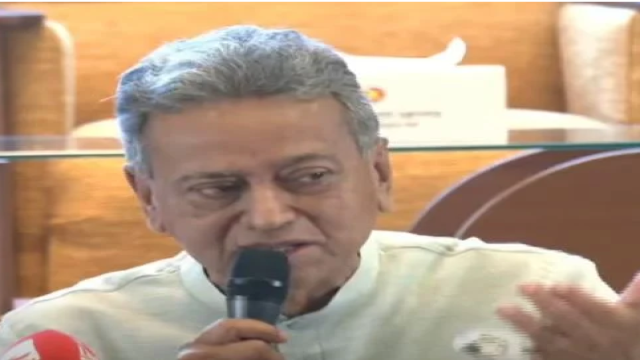 Finance Minister Vows Transparent Implementation of Family Card Programme