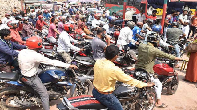 Fuel Shortage Sparks Long Queues, Panic Buying in Rajshahi Division