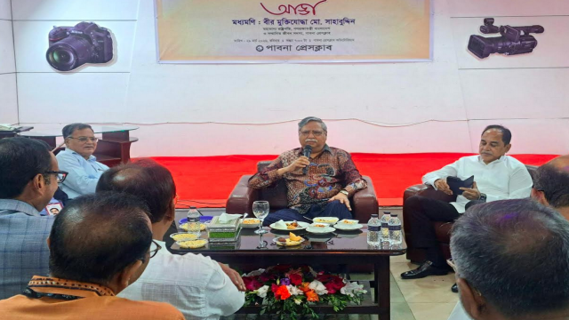 President Shahabuddin Visits Parents' Graves in Arifpur