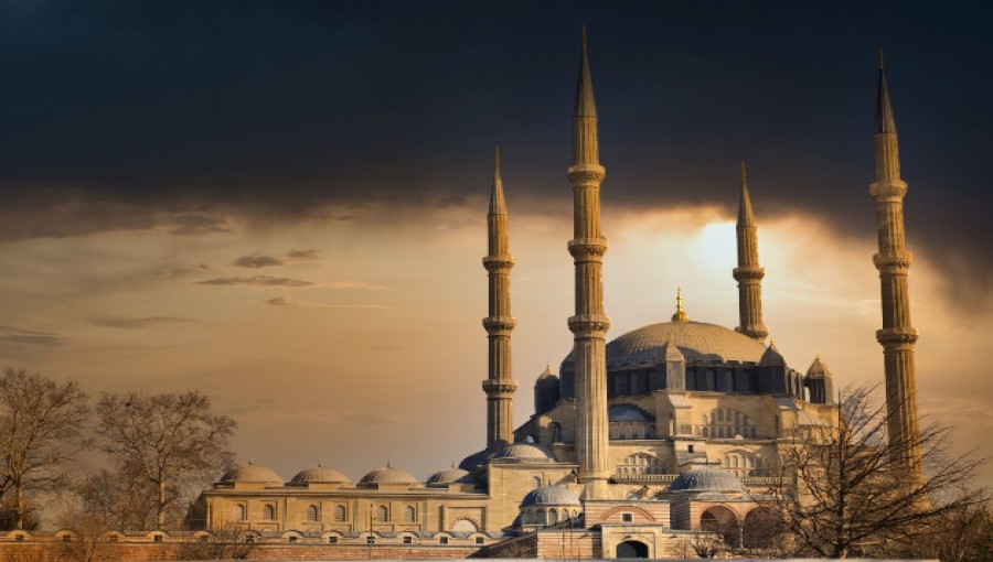 SelimiyeMosque: A majestic blend of Islamic art & Ottoman design. More than a place of worship, it's a symbol of Turkey's rich history