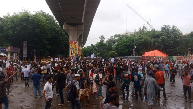 July Fighters Stage Sit-In at Shahbagh Demanding Speedy Implementation of July Declaration and Charter