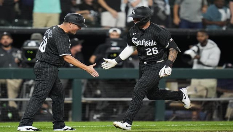 Luis Robert Jr. Powers White Sox to 5-4 Win Over Astros