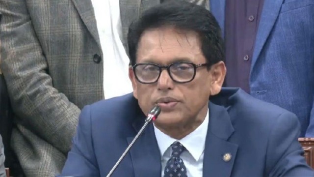 Education Minister Warns Institutions Against Charging Illegal Fees, Announces 5th Grade Scholarship Exam