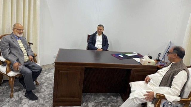 Tarique Rahman Begins BNP Activities at Gulshan Office After 17 Years