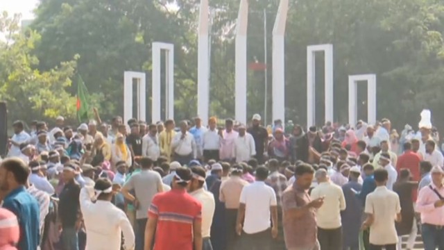 Government Primary Teachers Resume Strike, Sit-In Continues at Shaheed Minar